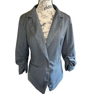 Doki Geki 3/4 sleeve grey touched sleeve blazer SZ M